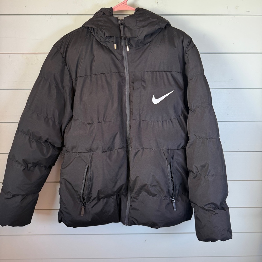 Black No brand puffer coat men’s‎ size small